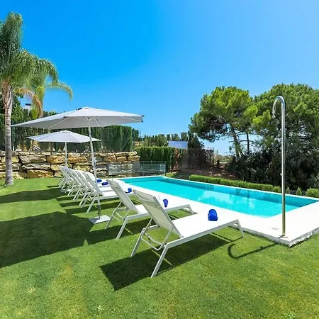 Apartment Golf-Front Villa Private Pool Sleeps 8 *