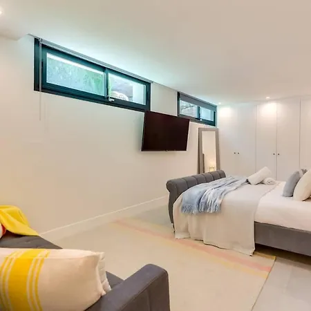 Golf-Front Villa Private Pool Sleeps 8 Apartment *